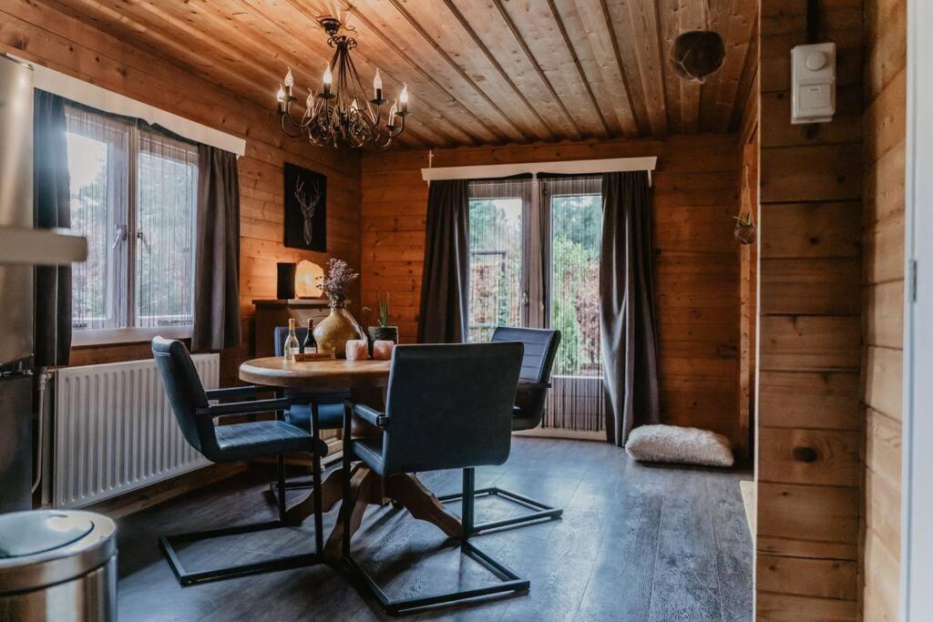 Cosy And Romantic Forest House Met Sauna Op De Veluwe Putten Exteriér fotografie